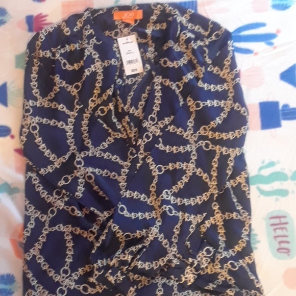 Blouse *FINAL PRICE* - Picture 3 of 4